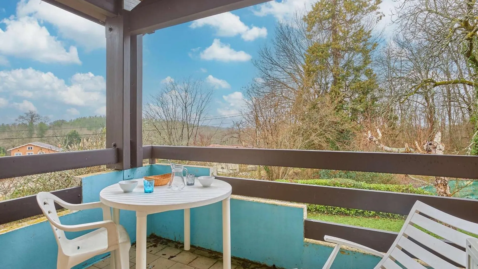 Appartement lumineux avec terrasse et climatisation, parking inclus - FR-1-841-6 Cazaubon